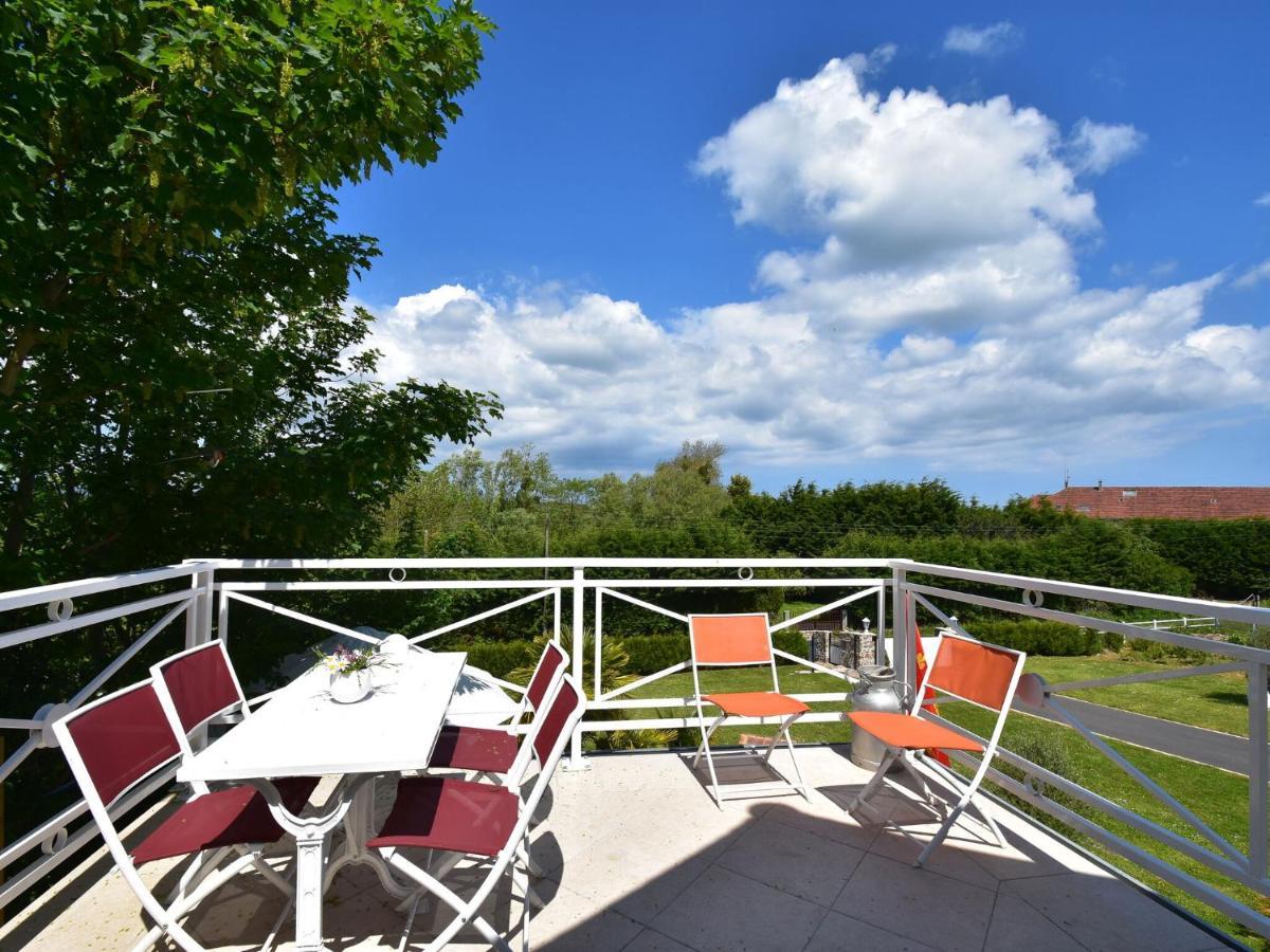 Superb Holiday Home Near The Beach Quinéville Chambre photo