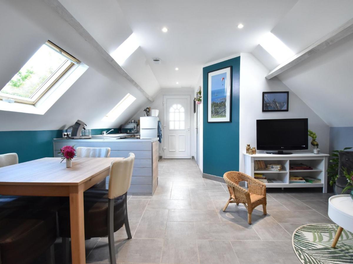Superb Holiday Home Near The Beach Quinéville Chambre photo