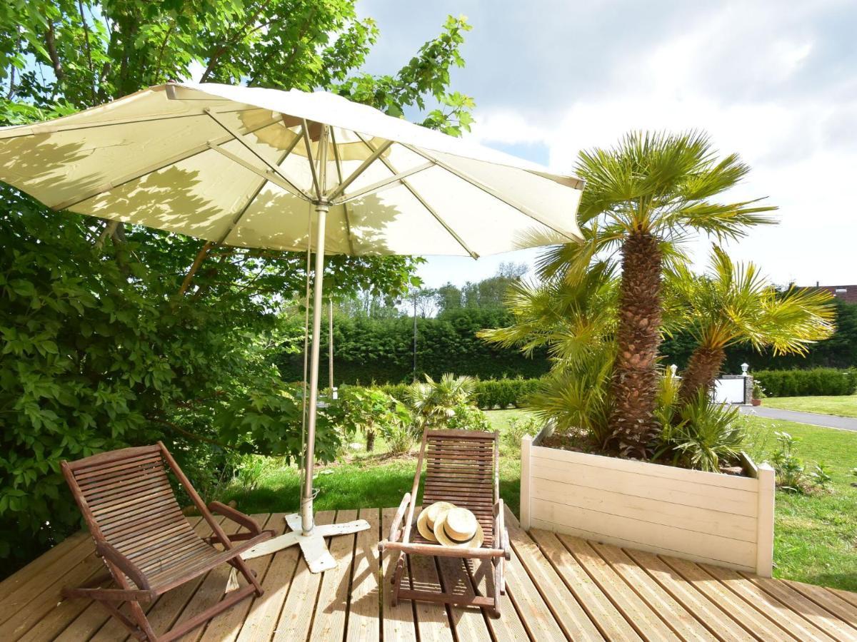 Superb Holiday Home Near The Beach Quinéville Chambre photo