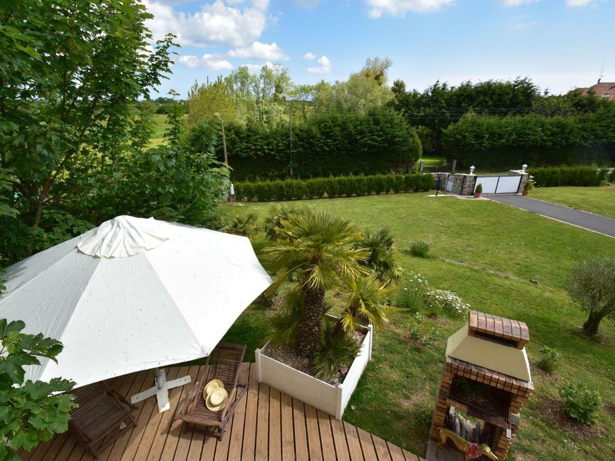 Superb Holiday Home Near The Beach Quinéville Extérieur photo